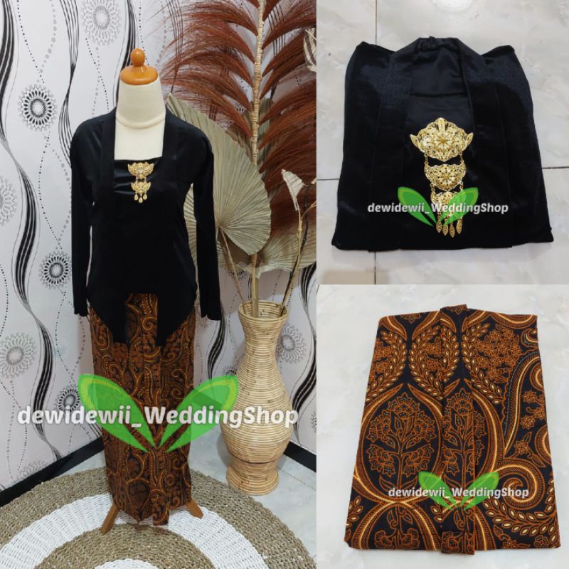 [Setelan] Kebaya + Jarik Instan || Model Patung / Nuansa Hitam - Motif Uwer