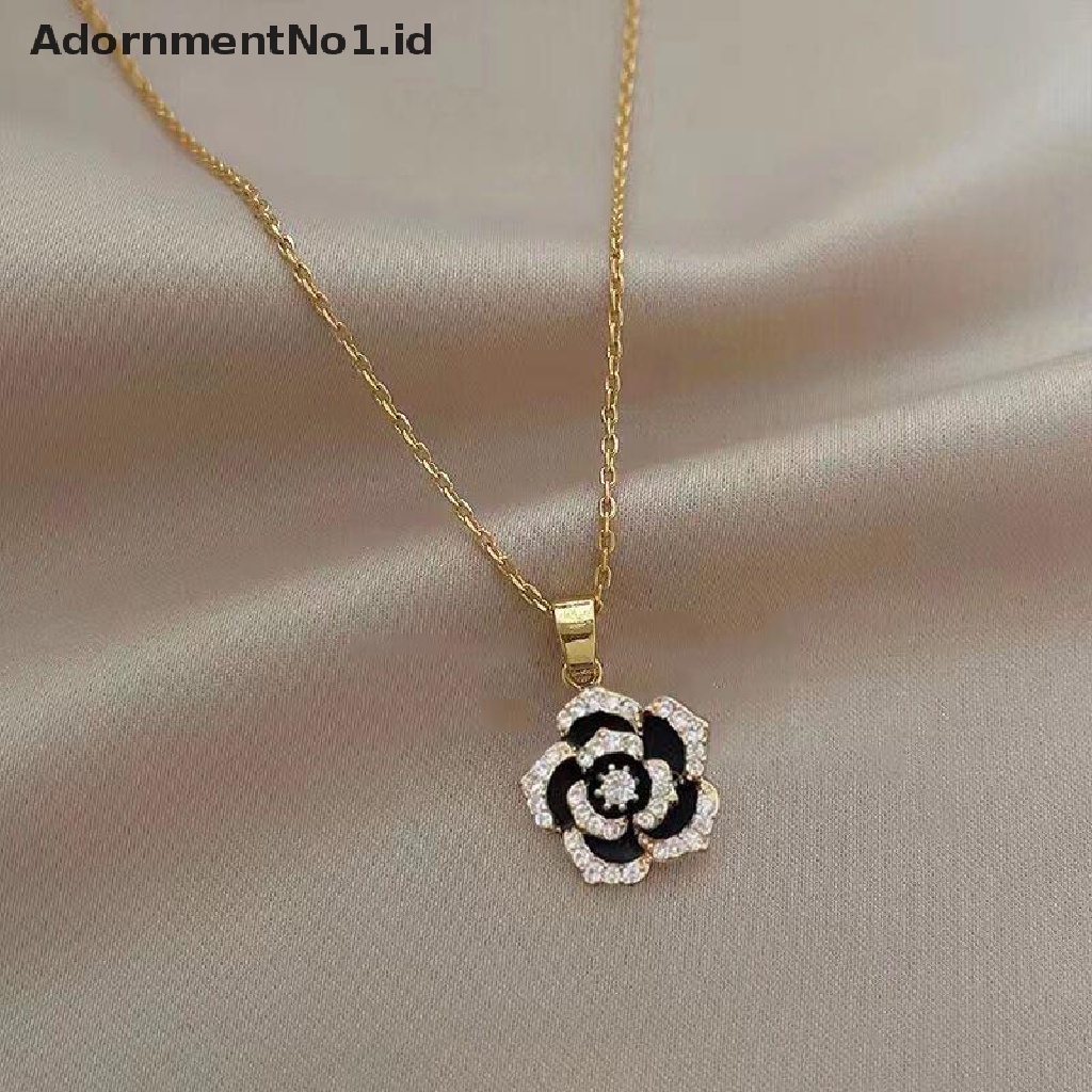 [AdornmentNo1] 1pcs/pasang Fashion Indah Sederhana Kalung Rantai Mutiara Dengan Liontin Bunga Kupu-Kupu Serbaguna Cahaya Rasa Tinggi Anting Ch Perhiasan Leher Wanita [ID]