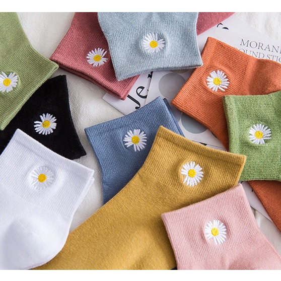 ⭐️𝐈𝐇𝐒 𝟑𝟏𝟐 𝐋𝐚𝐦𝐩𝐮𝐧𝐠⭐️Kaos Kaki Wanita Motif Bunga Daisy Fashion Korea Kaos Kaki Pendek Wanita Ankle Socks