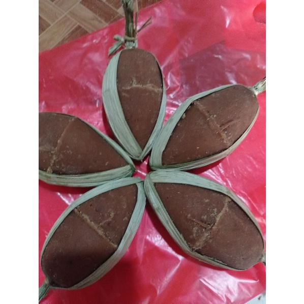 

Gula aren asli 100%. sakojor/5 hulu/10 batok harga naik turun