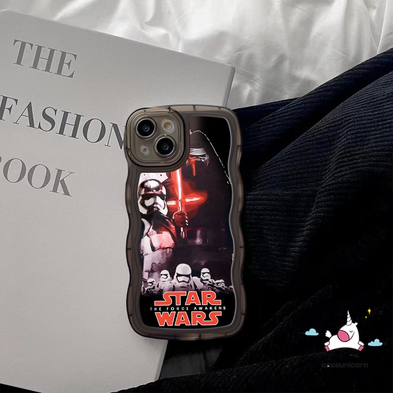 IPHONE Casing Ponsel Merek Trendi Kompatibel Untuk Iphone14 11 13 12 Pro Max XR 14 6 6s 87 Plus X XS Max SE 2020 Wavy Edge Fashion Star Wars Soft Tpu Back Cover