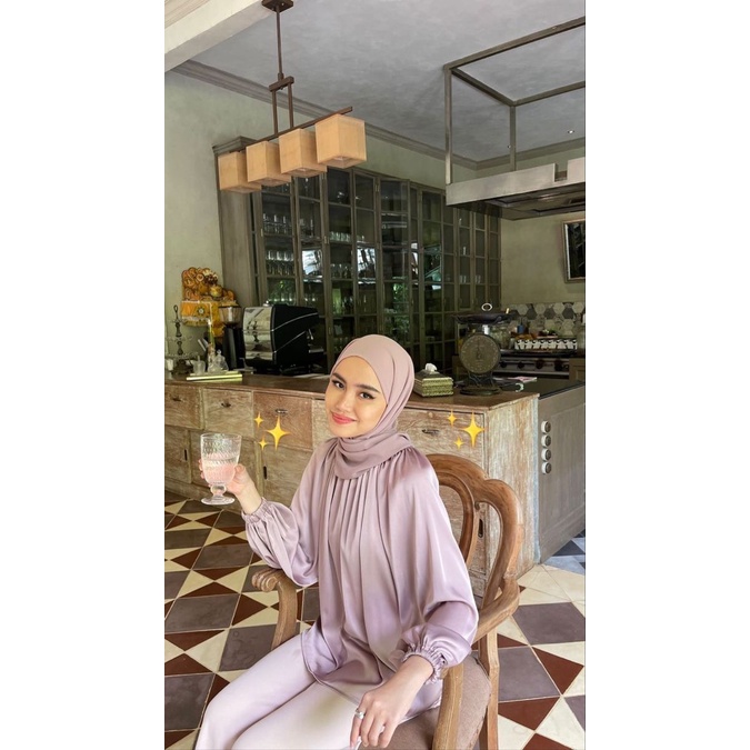 Vienaa blouse satin / atasan wanita - baju cewek - baju kekinian