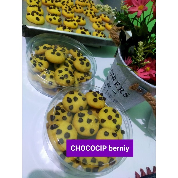 

CHOCO CHIPS
