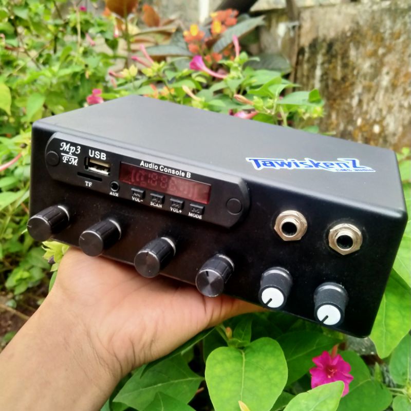Amplifier Karaoke Siap Pakai. tinggal colok listrik PLN. Amplifier rakitan Class D