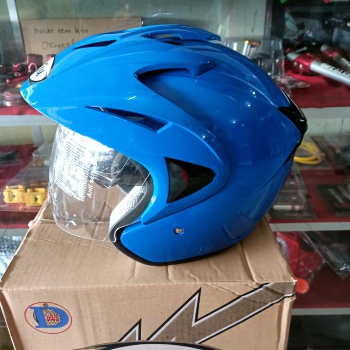 helm hiu arrow solid