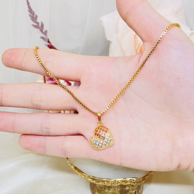 Kalung permata motif emas yaxiya wanita