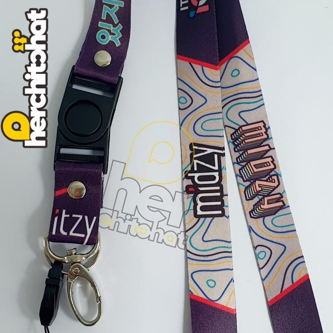 

JUAL Lanyard ITZY from JYP Entertainment - Tali ID Card KPop Unofficial