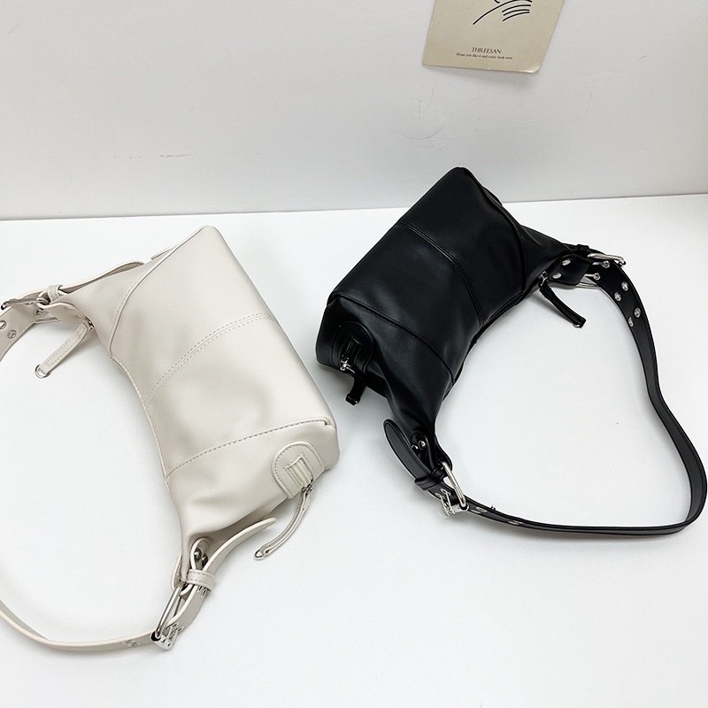 Chava Shoulder Bag