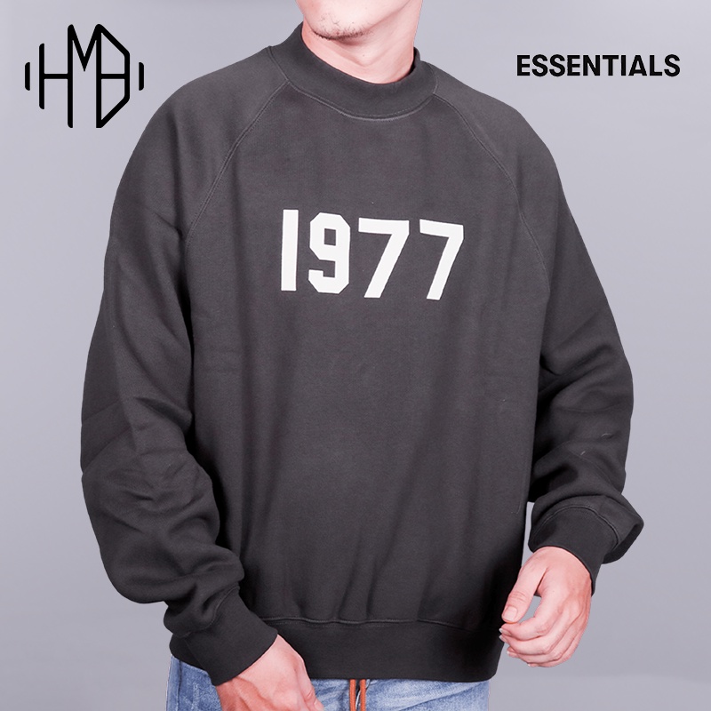 Essentials SS22 Logo 1977 Crewneck Black Iron