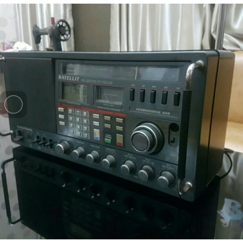 Radio Grundig Satellit Profesional 650 Normal