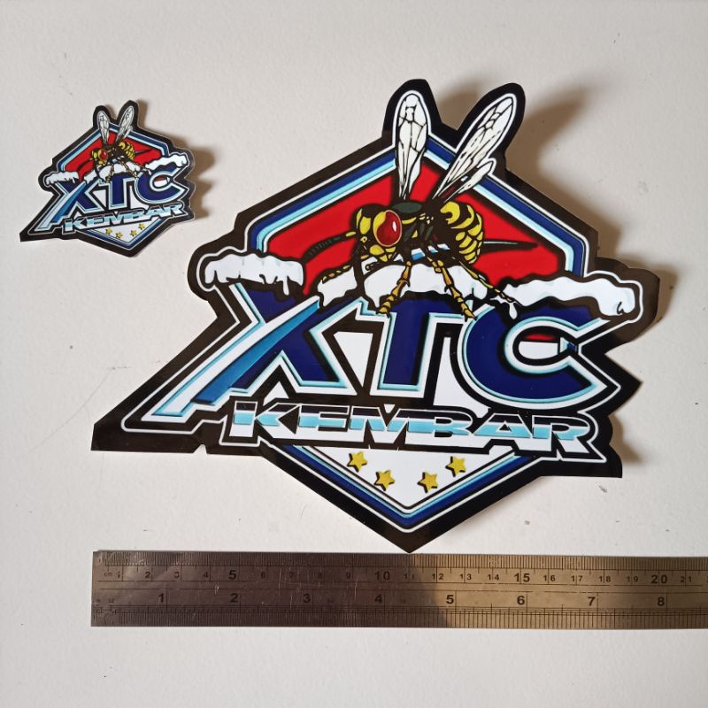 

STIKER OUTDOOR XTC KEMBAR JUMBO 20CM