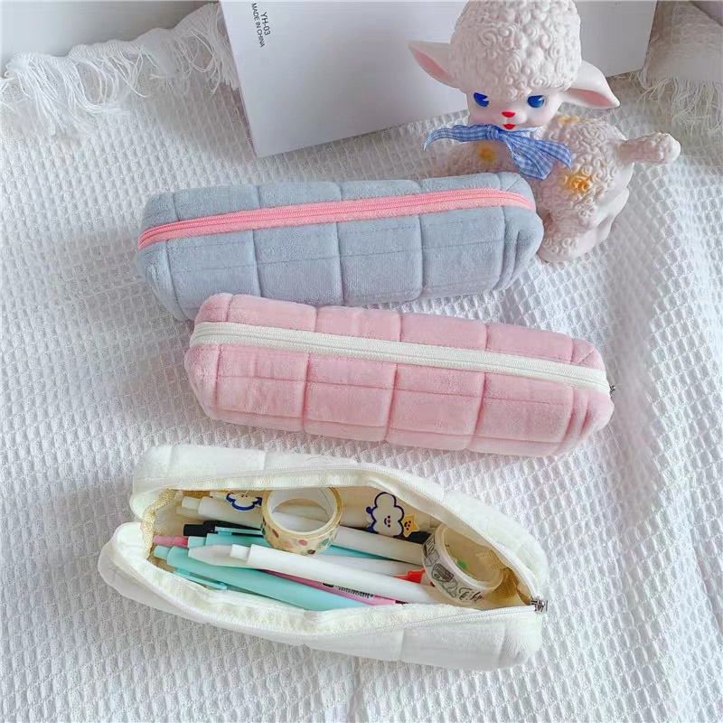 PREMIUM TEMPAT PENSIL BANTAL BULU / KOTAK PENSIL BULU HALUS MUJI STYLE / SIMPLE COLORFUL PENCIL CASE / TAS PENA KAPASITAS BESAR / TEMPAT PENSIL BULU HALUS MODEL JAHITAN KOTAK / GIFU PENCIL CASE / KOTAK PENSIL KOREA