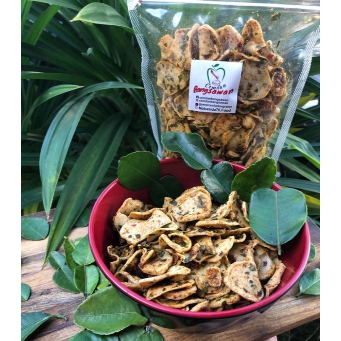 

KERIPIK BASRENG PEDAS ORIGINAL DAUN JERUK 500 GR SUPER RENYAH DAN CRISPY