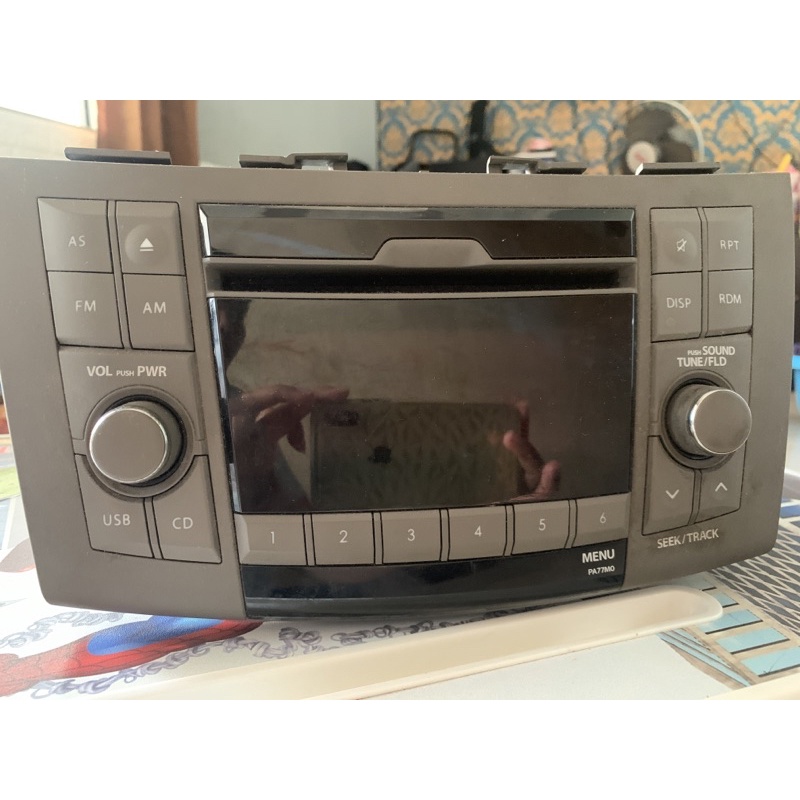 Jual murah Head Unit Ertiga Tahun 2013 . Standart Audio Ertiga 2013. BEKAS