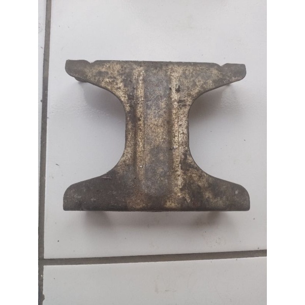 breket dudukkan lampu depan Kaze bekas second original