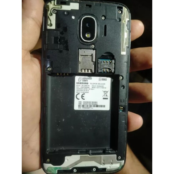 hp Samsung j2 pro j250f  minus lcd mesin jamin normal udh tested bonus kesing tinggal naik LCD