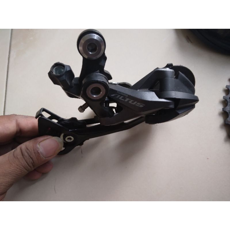 mini grupset 9speed shimano altus