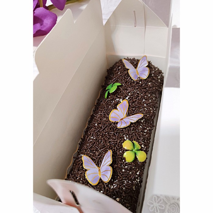 

✨READY✨ -Hampers bolu gulung cokelat/hamper ultah/valentine/bolu premium coklat- 1.1.23