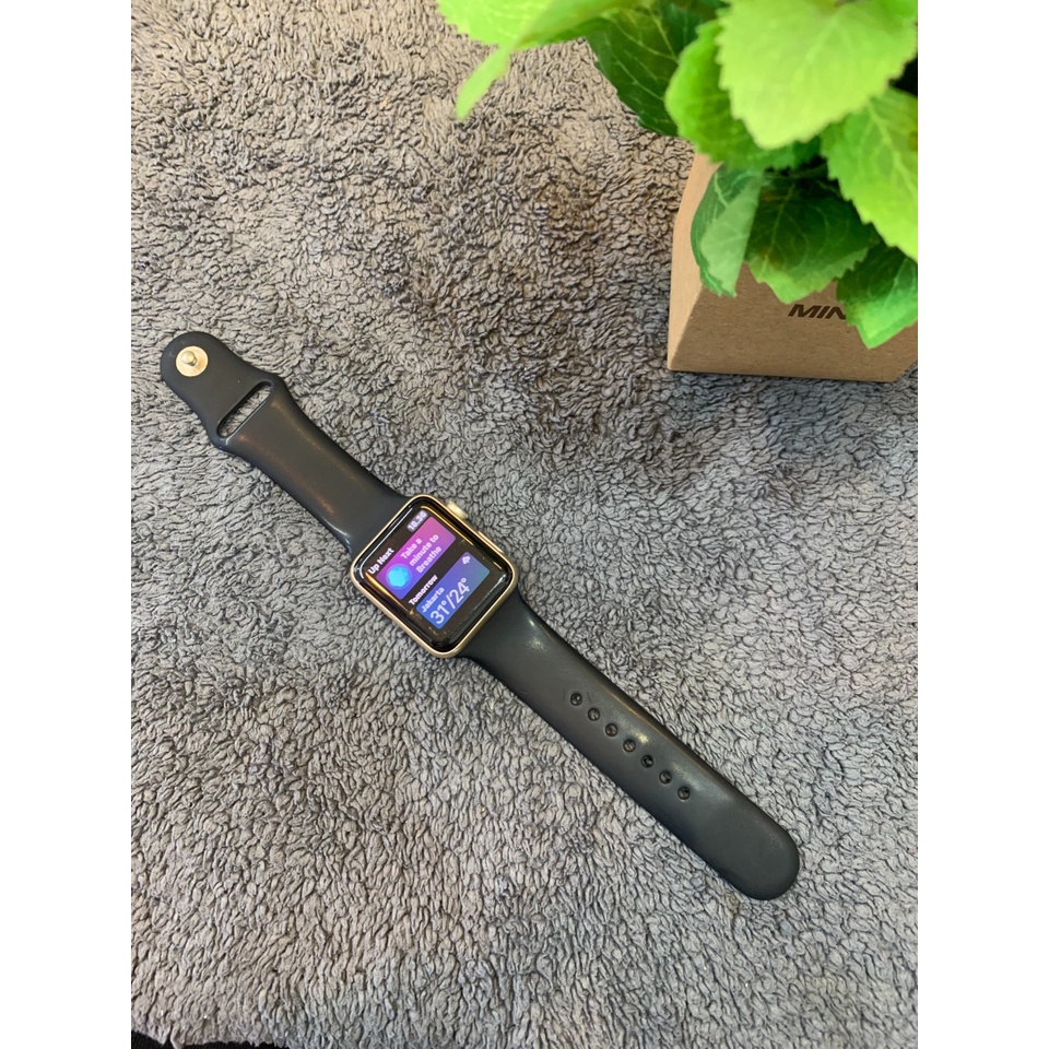 iWatch series 2 42mm gold