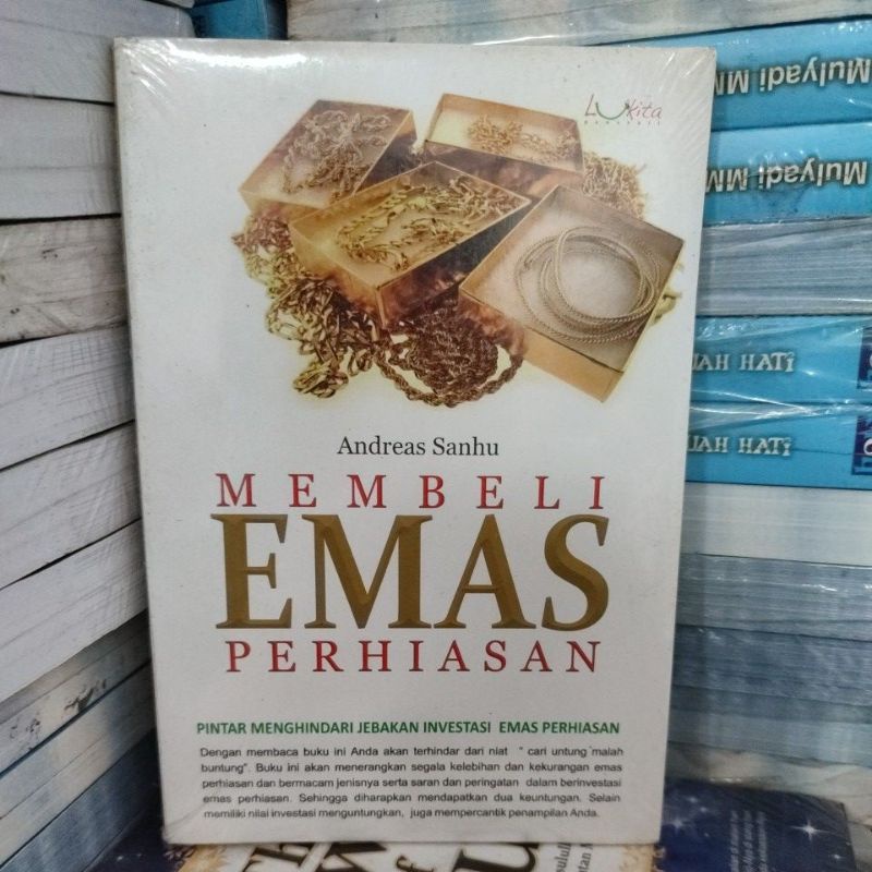 Membeli emas perhiasan.  clb