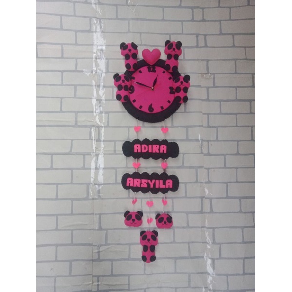 JAM PANDA /HIASAN DINDING NAMA