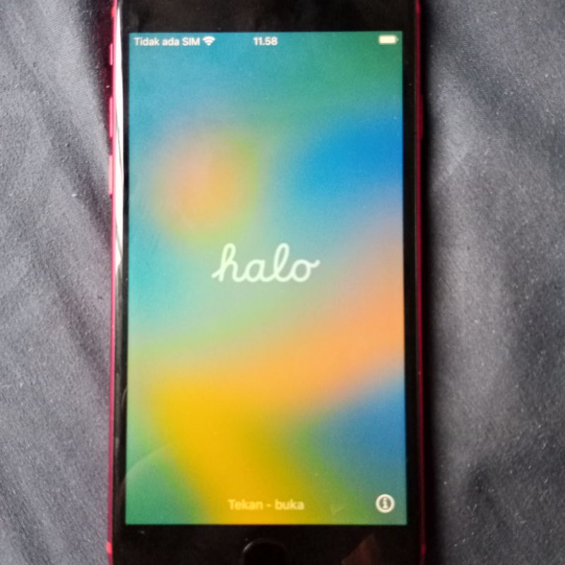 Iphone SE 2020 128GB status clean Lock icloud