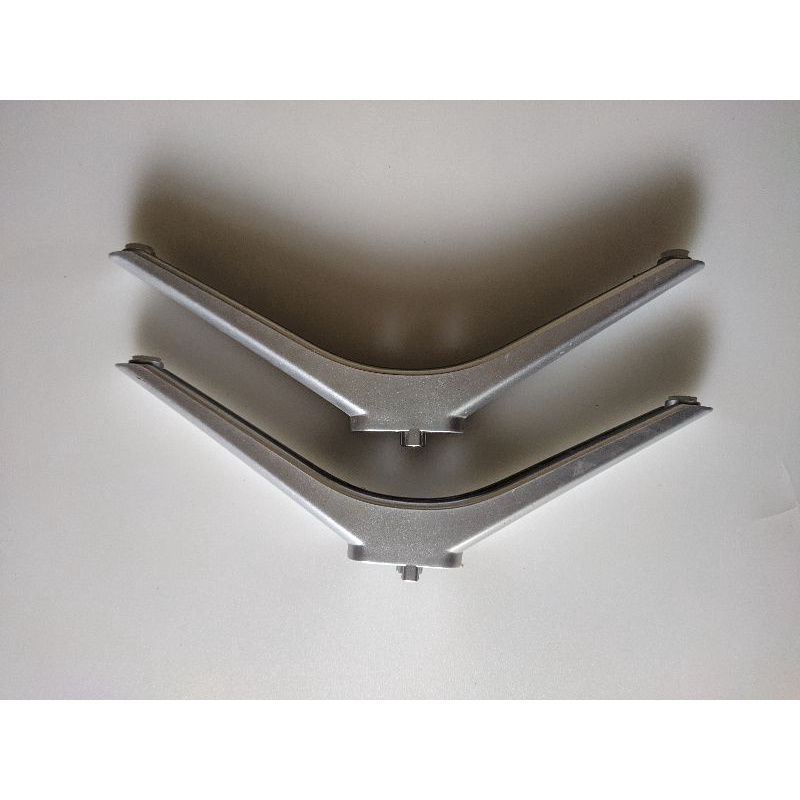 KAKI TV LED TCL 32B3