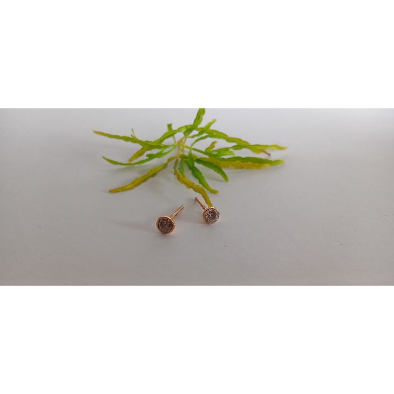Tindik emas 0.5gram  mata/ batu Satu Solitaire telinga 10karat