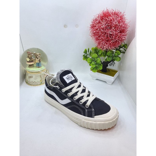 sepatu sneakers prayer kids low ( 36 - 40 )