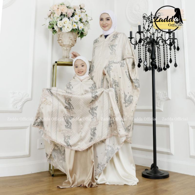 Mukena sutra Armani couple ibu dan anak
