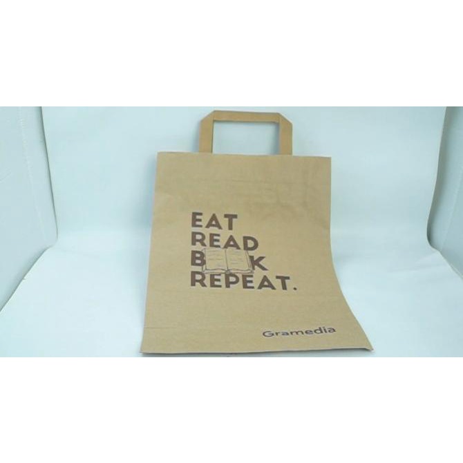 

Gramedia Paper Bag Flat Handle Medium gram33 Ayo Beli