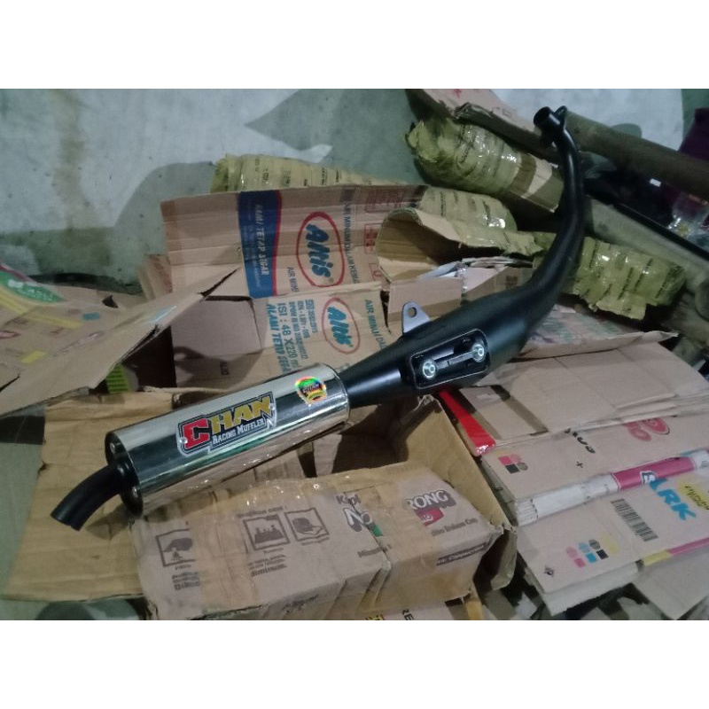 Knalpot standar racing satria 2tak Chan racing