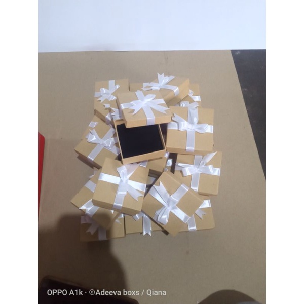

hard box pita size 8*8