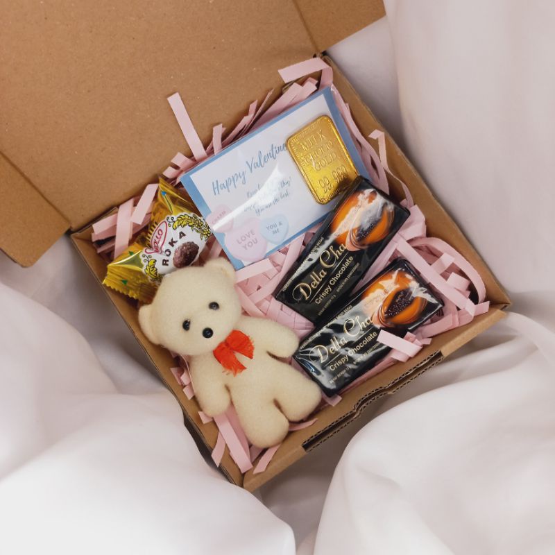 HAMPERS COKLAT HAMPERS Roka Cadbury boneka COKLAT HAMPERS BONEKA KOTAK COKLAT VALENTINE