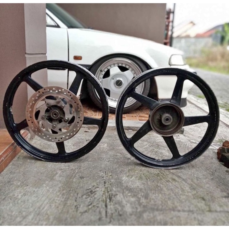 velg yamaha vixion old vixion lama