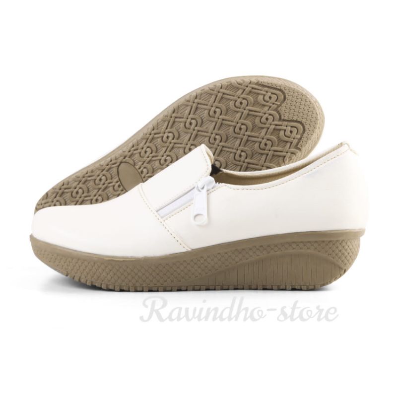 Sepatu Wanita Aqila Terbaru slip on Brand Chaeena' 010 Sepatu Kasual Resleting wanita Terlaris