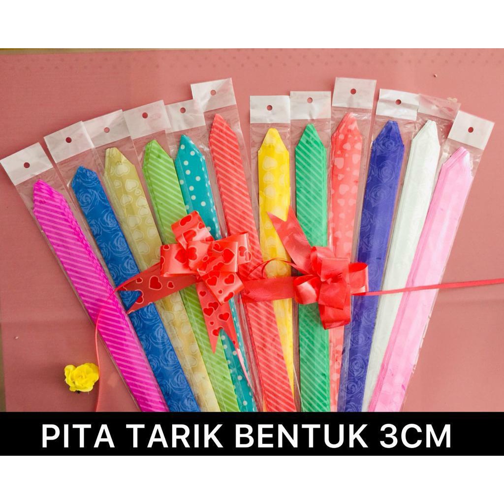 

PITA TARIK MOTIF / PITA KADO / PITA SERUT / PITA PARCEL LEBAR 3 CM ISI 10 PCS