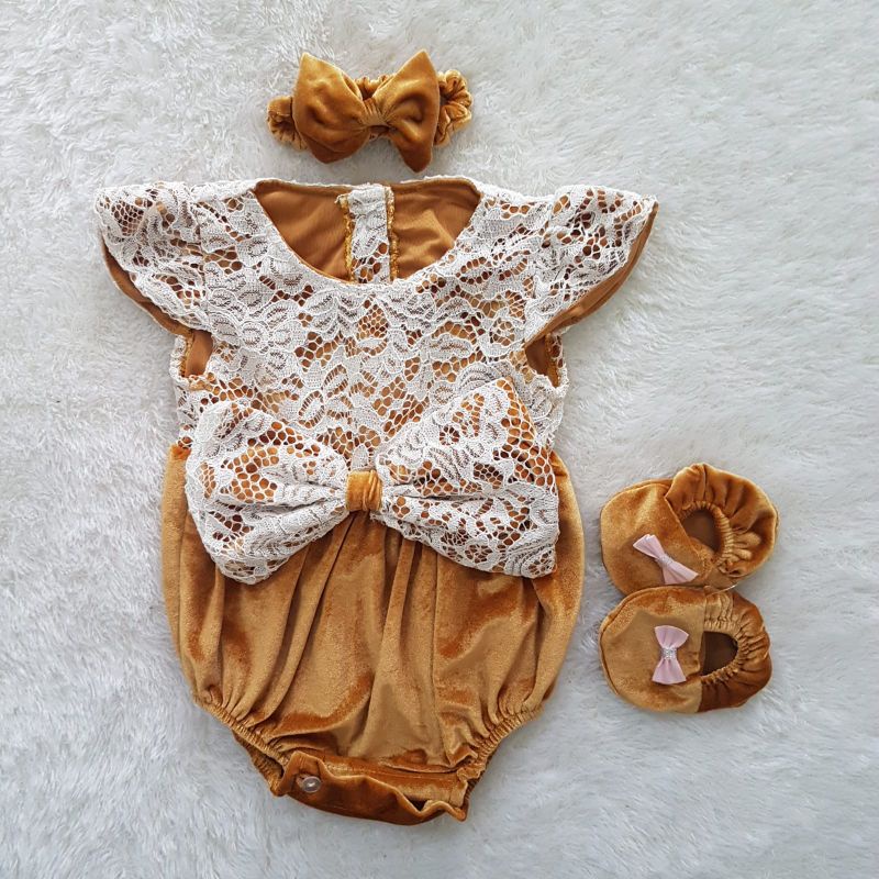 Baju Bayi Felvet Lace Jumper