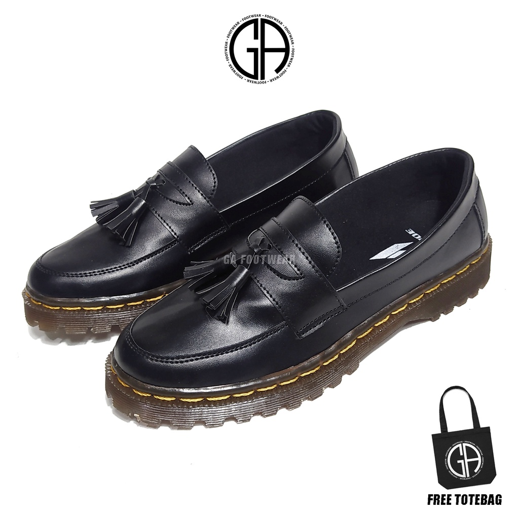 GA FOOTWEAR Vicu - Sepatu Loafers Wanita Low Boots Docmart Kondangan