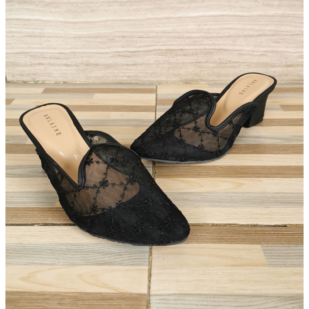 Arlaine Arsyila Sandal Heels Brukat / Sandal Heels 5cm / Sandal Heels Wanita