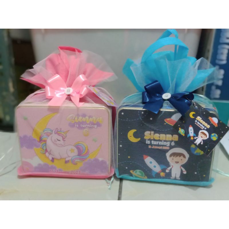 

paket snack + box kaleng 39.000