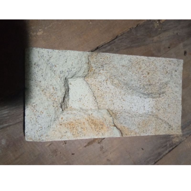 Cetakan Batu Alam motif Batu palimanan Tebing  uk.10x20