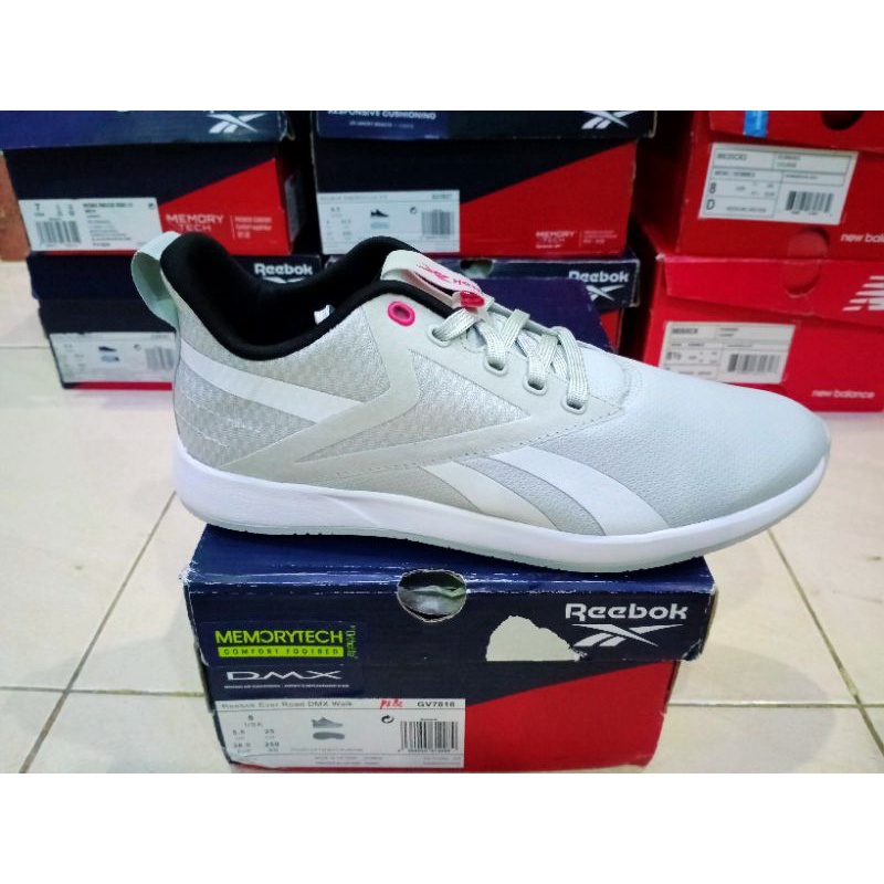 Reebok Ever Road DMX Walk