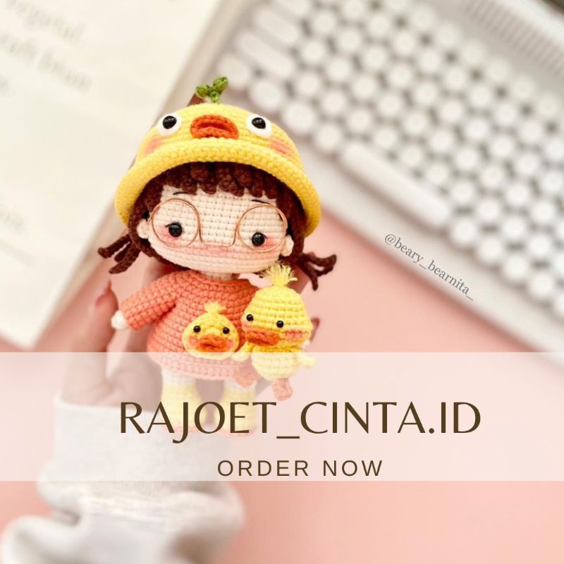 BONEKA RAJUT ANAK PEREMPUAN
