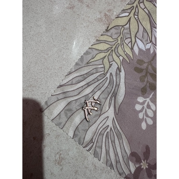 preloved hijab louisaluna