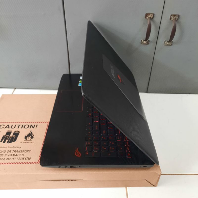 Laptop Gaming Asus ROG GL552VXK Cor i7-7700HQ Ram 8GB/SSD 128GB+HDD 1TB Nvdia Geforce GTX950M Keyboard backlight FHD IPS