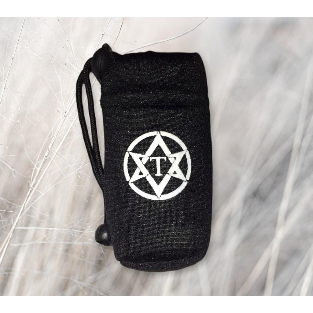 POUCH TEBAL LOGO - SINGLE - BISA DILETAKKAN BERDIRI