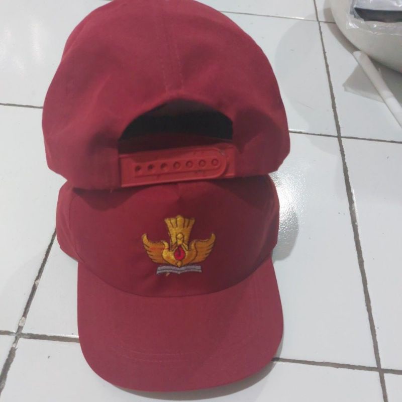 Topi sekolah SD