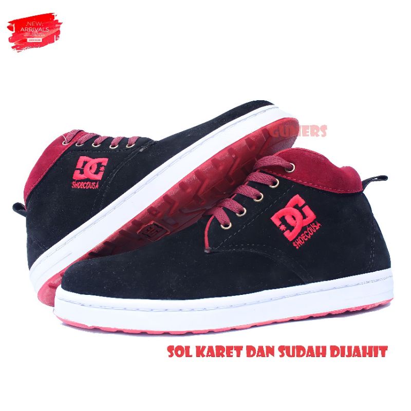 SEPATU DC SHOES BLCK RED PRIA / SOL SUDAH DIJAHIT / SEPATU SEKOLAH / SEPATU KERJA / SEPATU SANTAI / SNEAKERS PRIA, SEPATU HITAM, SEPATU FULL BLACK