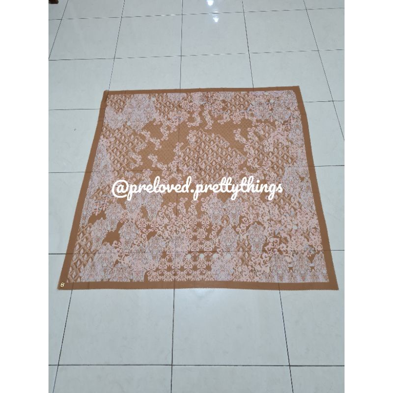 Preloved Buttonscarves Granada Caramel